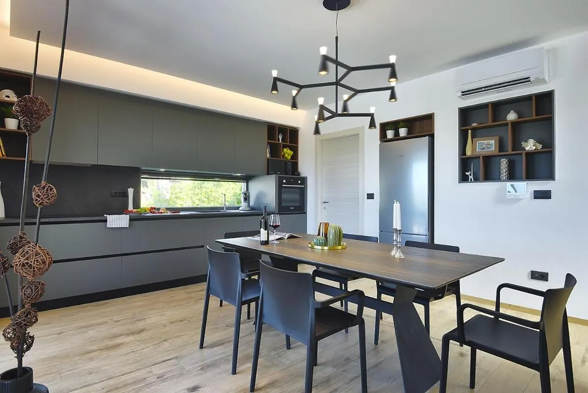 Villa Joy Pomer Holiday home